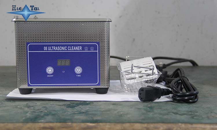 小型超聲波清洗機需要專用水嗎?有哪些用處? 小型超聲波清洗機需要專用水嗎?有哪些用處?