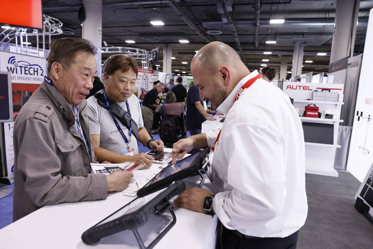 超聲波清洗機：智能制造的革新引領者