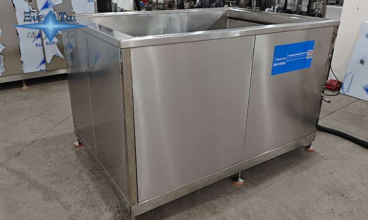 超聲波清洗機(jī)的能量解析:高效清潔的核心動(dòng)力 超聲波清洗機(jī)的能量解析:高效清潔的核心動(dòng)力